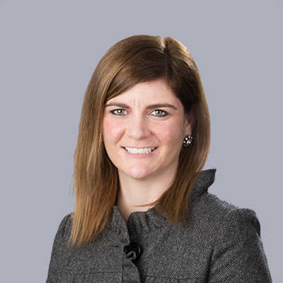 アマンダ・レイノルズ